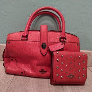 Coach - small orange purse with wallet